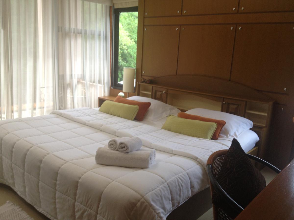 Ruankeaw Homestay Nai Harn Esterno foto