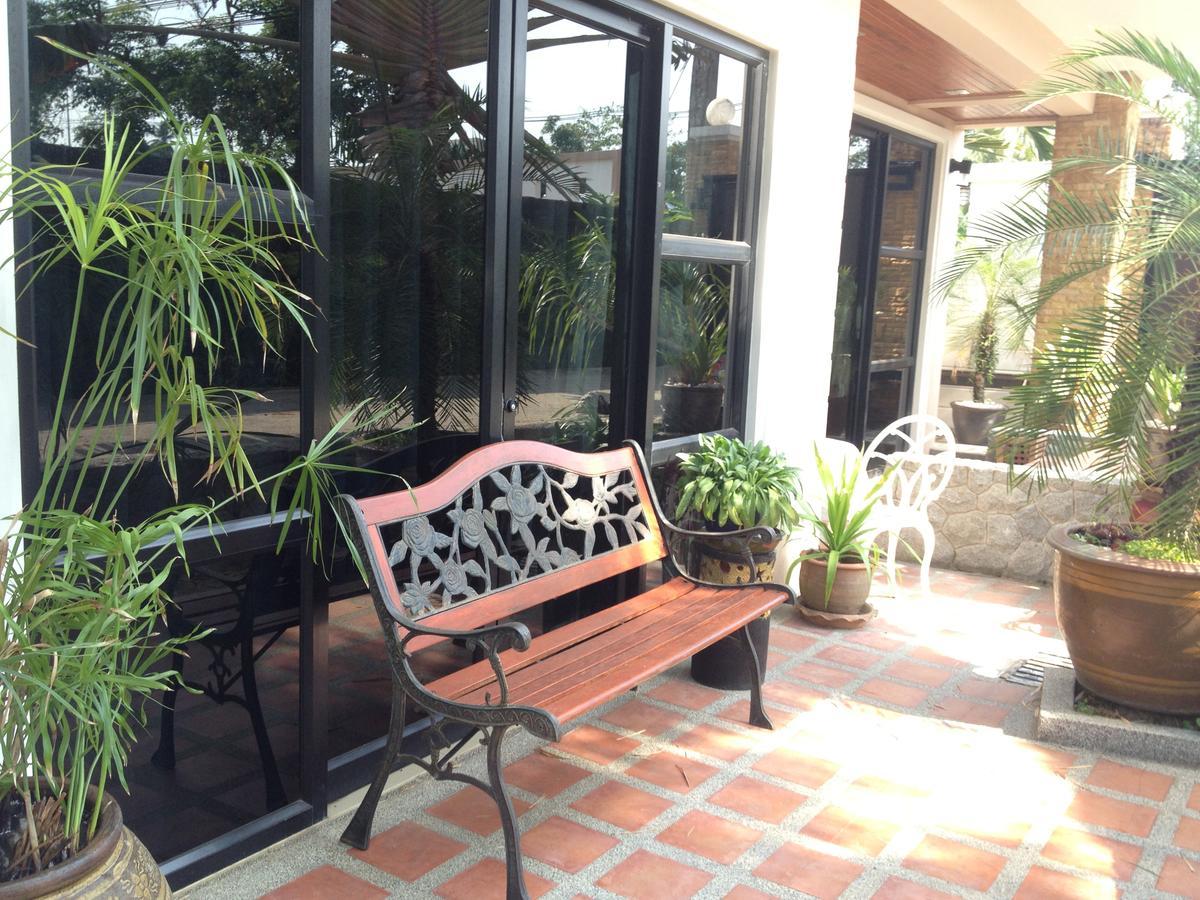 Ruankeaw Homestay Nai Harn Esterno foto