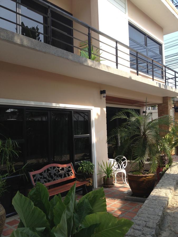 Ruankeaw Homestay Nai Harn Esterno foto